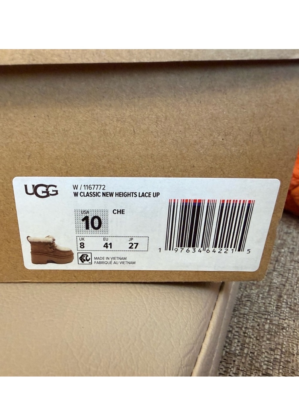❣️🆕UGG Classic New Heights Genuine Shearling Lace-Up Booties In Chestnut❣️ - Picture 10 of 10